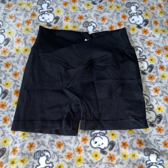 Seamless yoga shorts - Picture 3 of 13